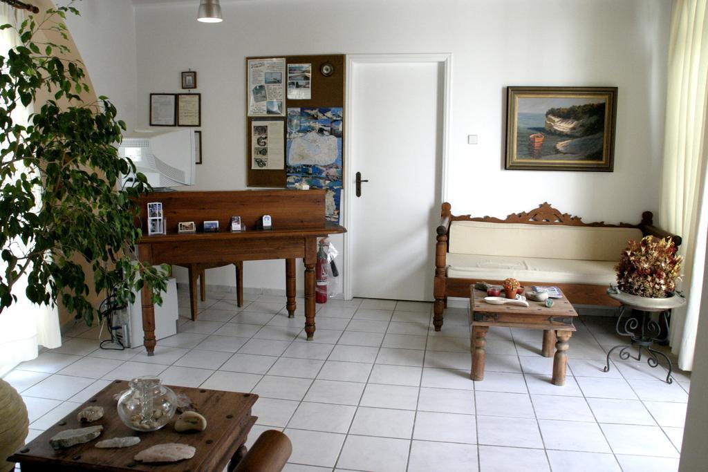 Giannoulis Hotel Αδάμας Εξωτερικό φωτογραφία